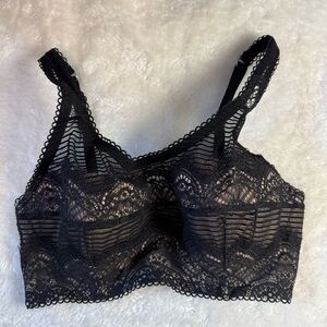Victoria's Secret Black Lace Underwire Bra Size 34D
